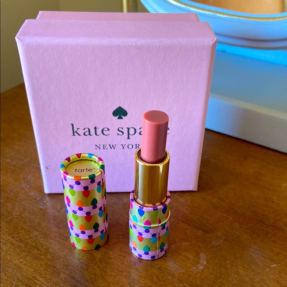 🆕 Tarte lipstick in nude